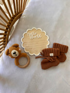 Scalloped “Hello World” Announcement Card