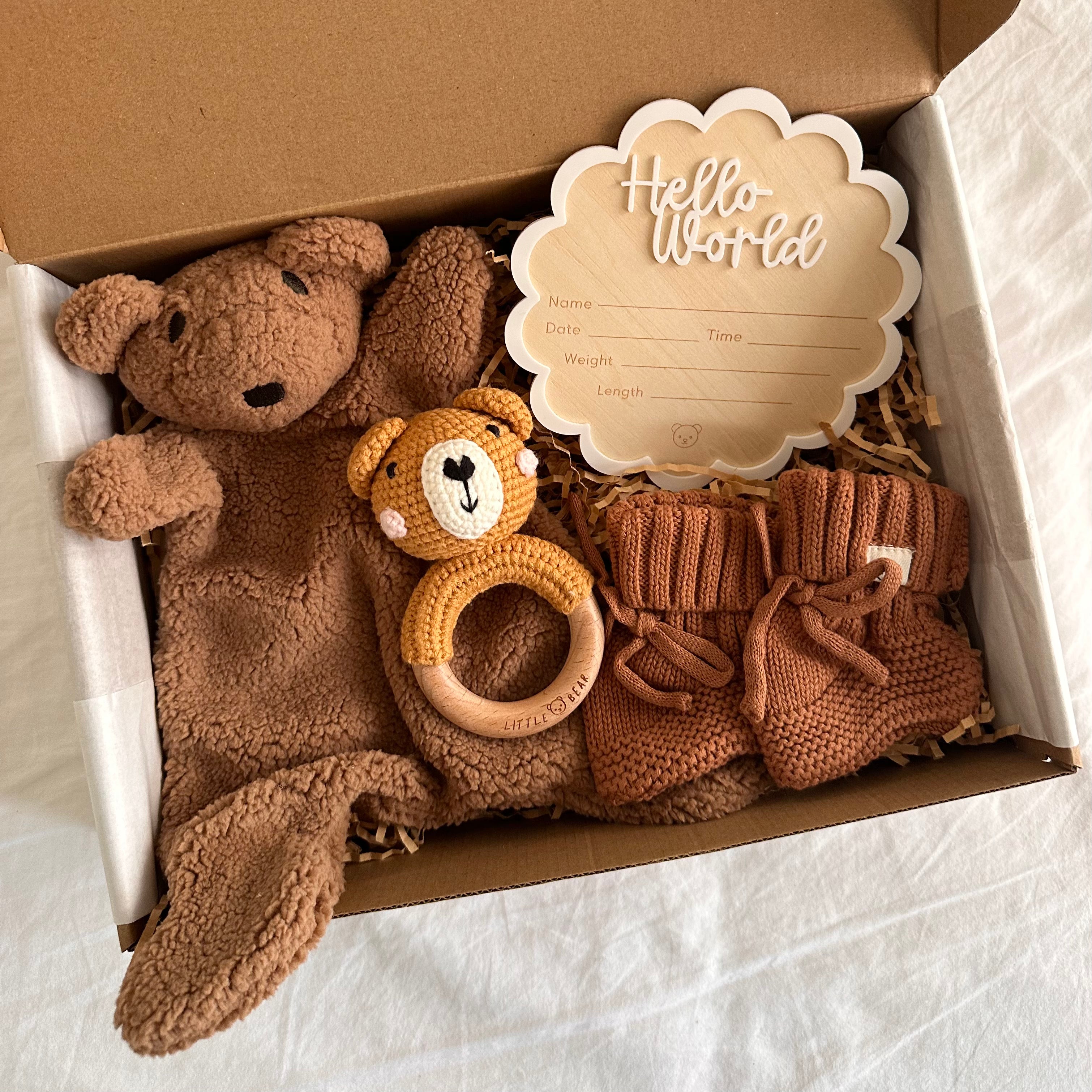 Little Bear's Welcome Box