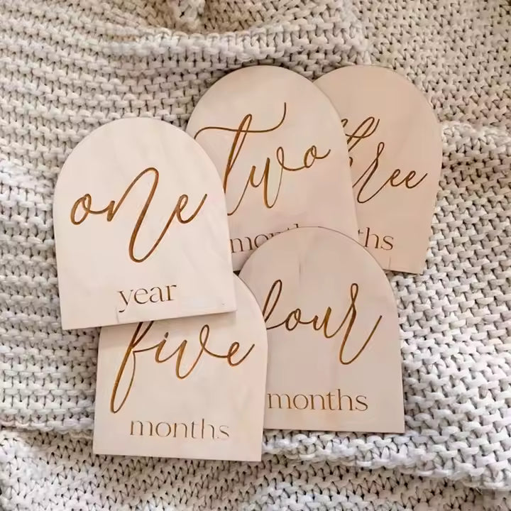 Arch Cursive Milestone Cards