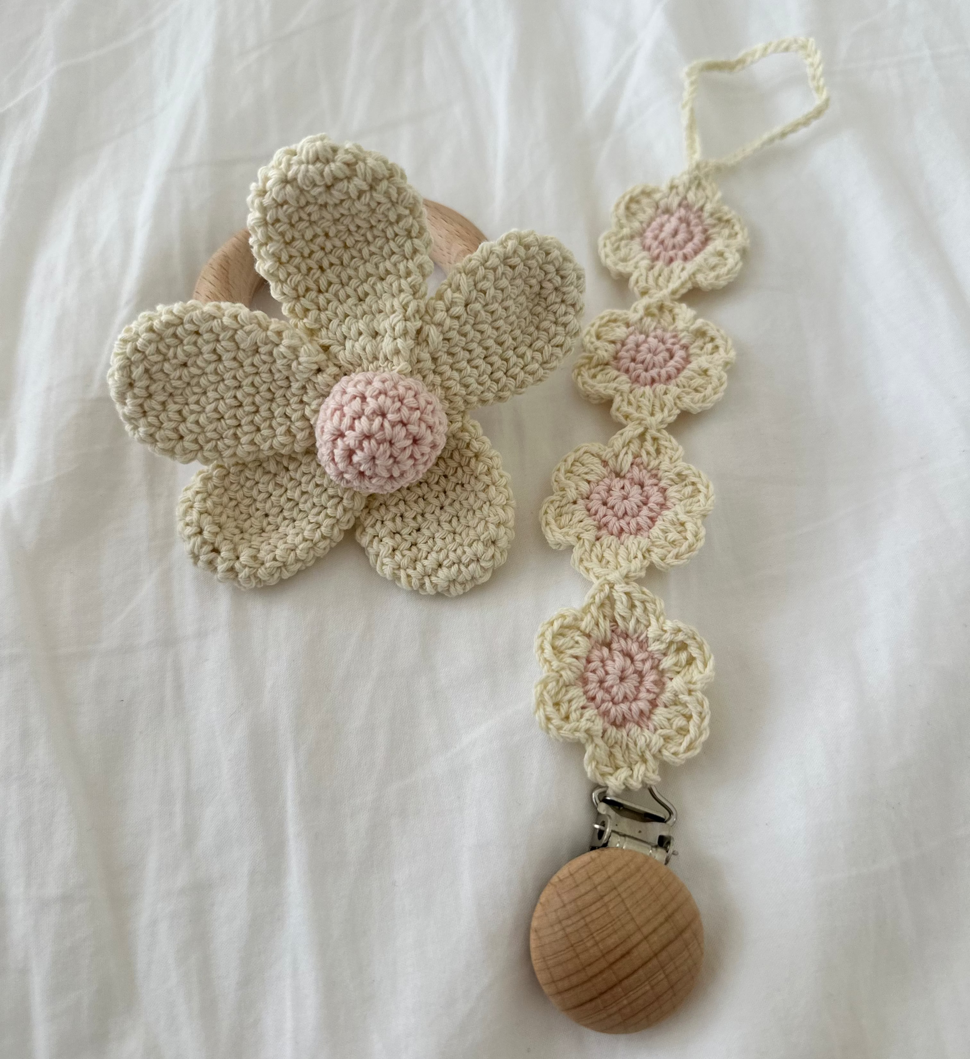 Cotton Flower Rattle & Dummy Clip Set - Cream