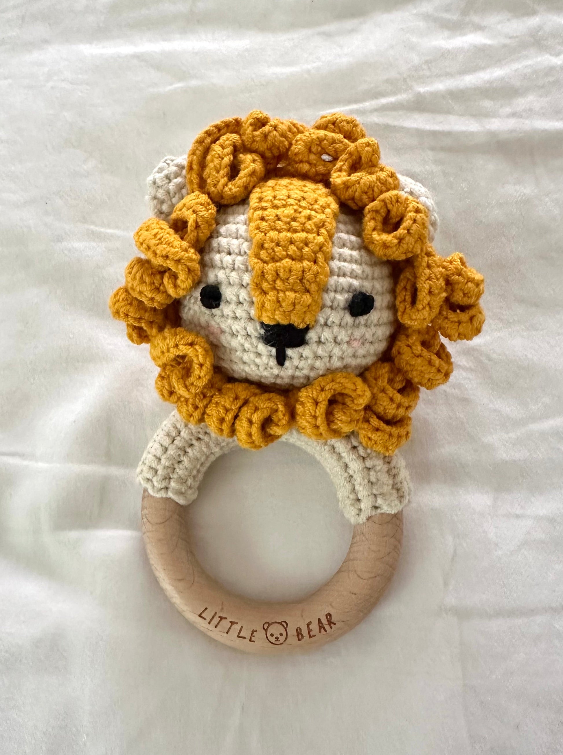 Curly Lion Cotton Rattle