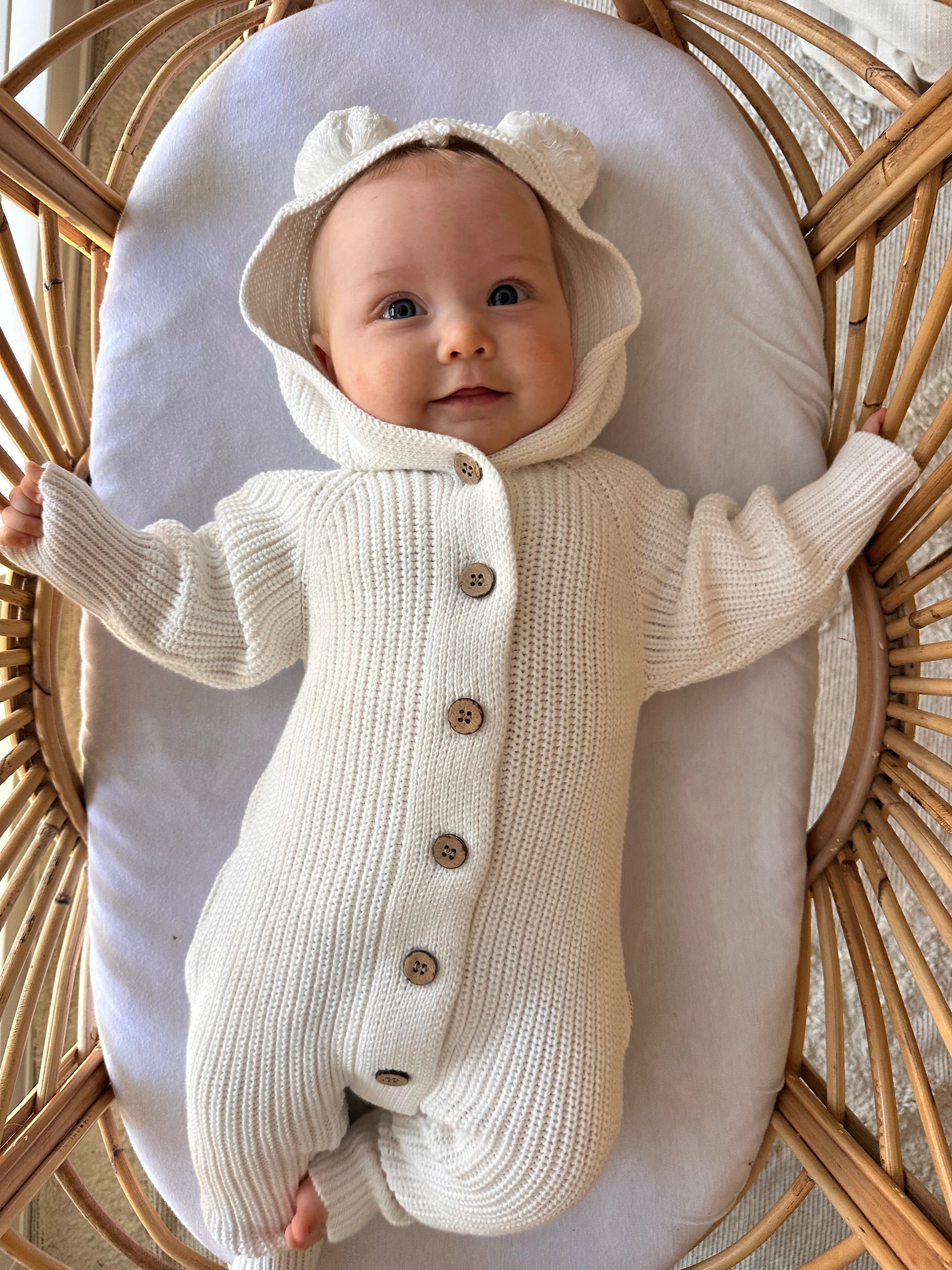 Knitted Bear Hooded Romper - White Snow