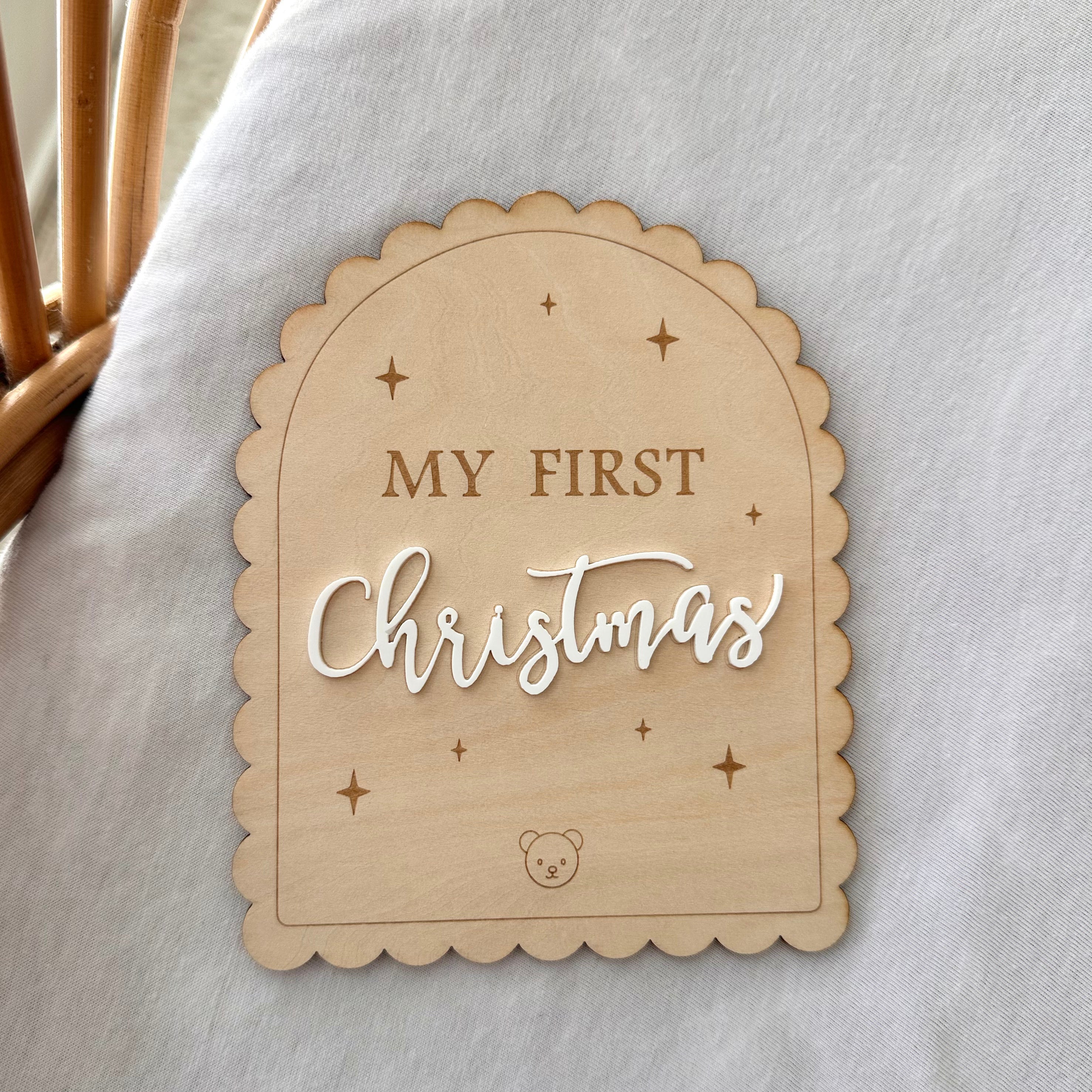"My First Christmas" Arched Scalloped Card