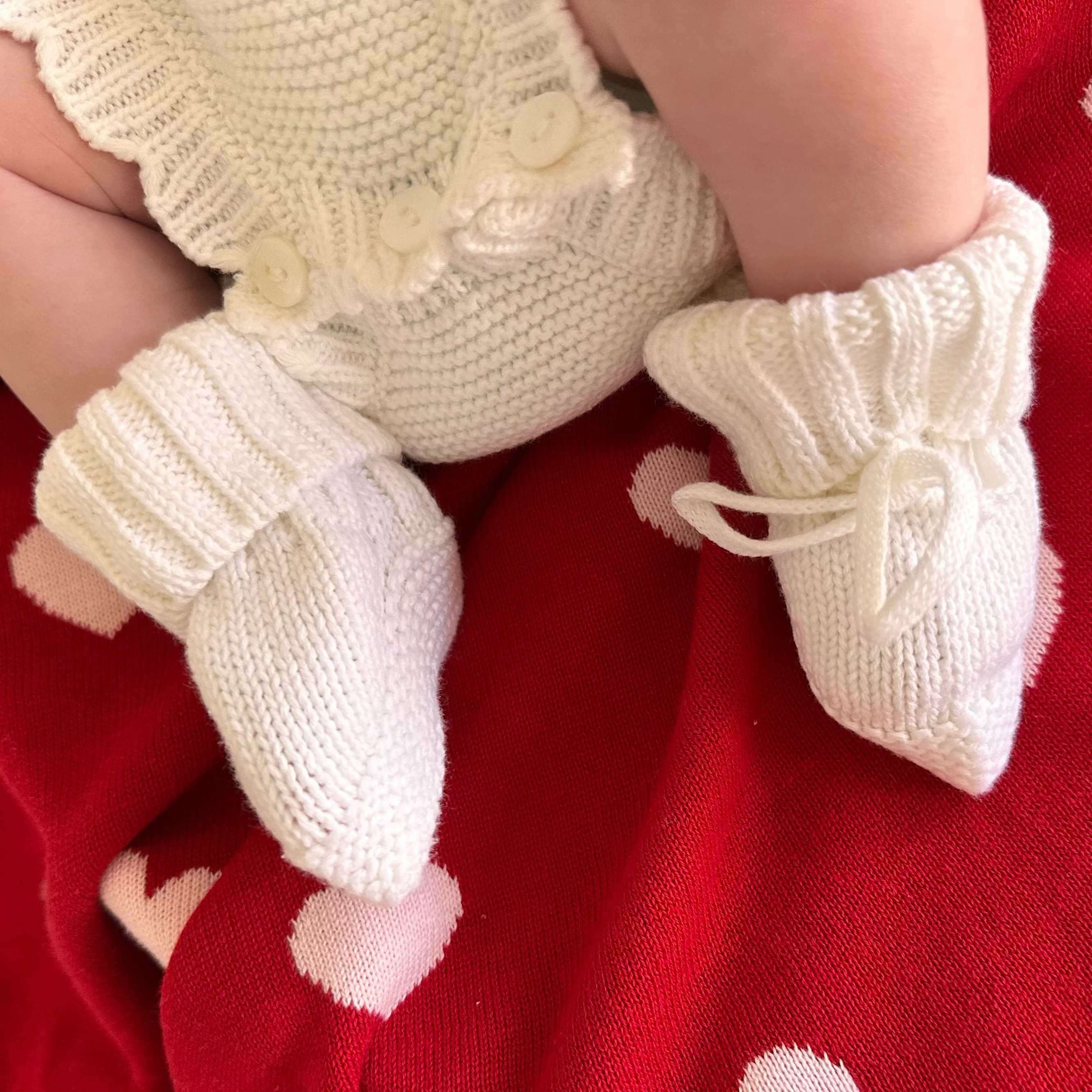 White Snow 100% Cotton Knitted Baby Booties