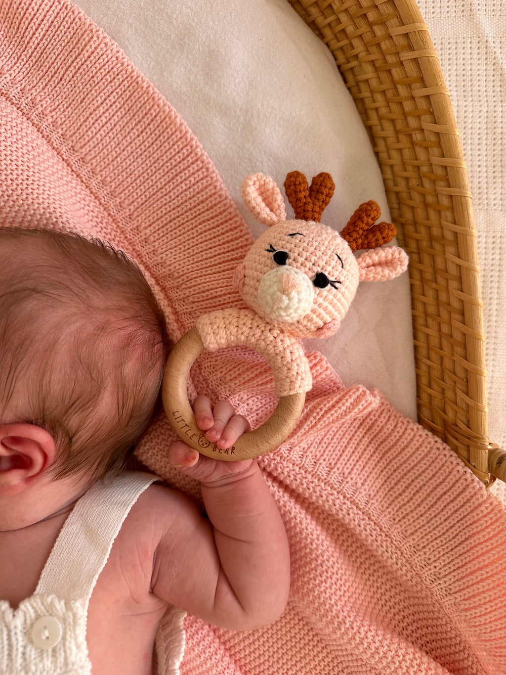 Deer Cotton Rattle