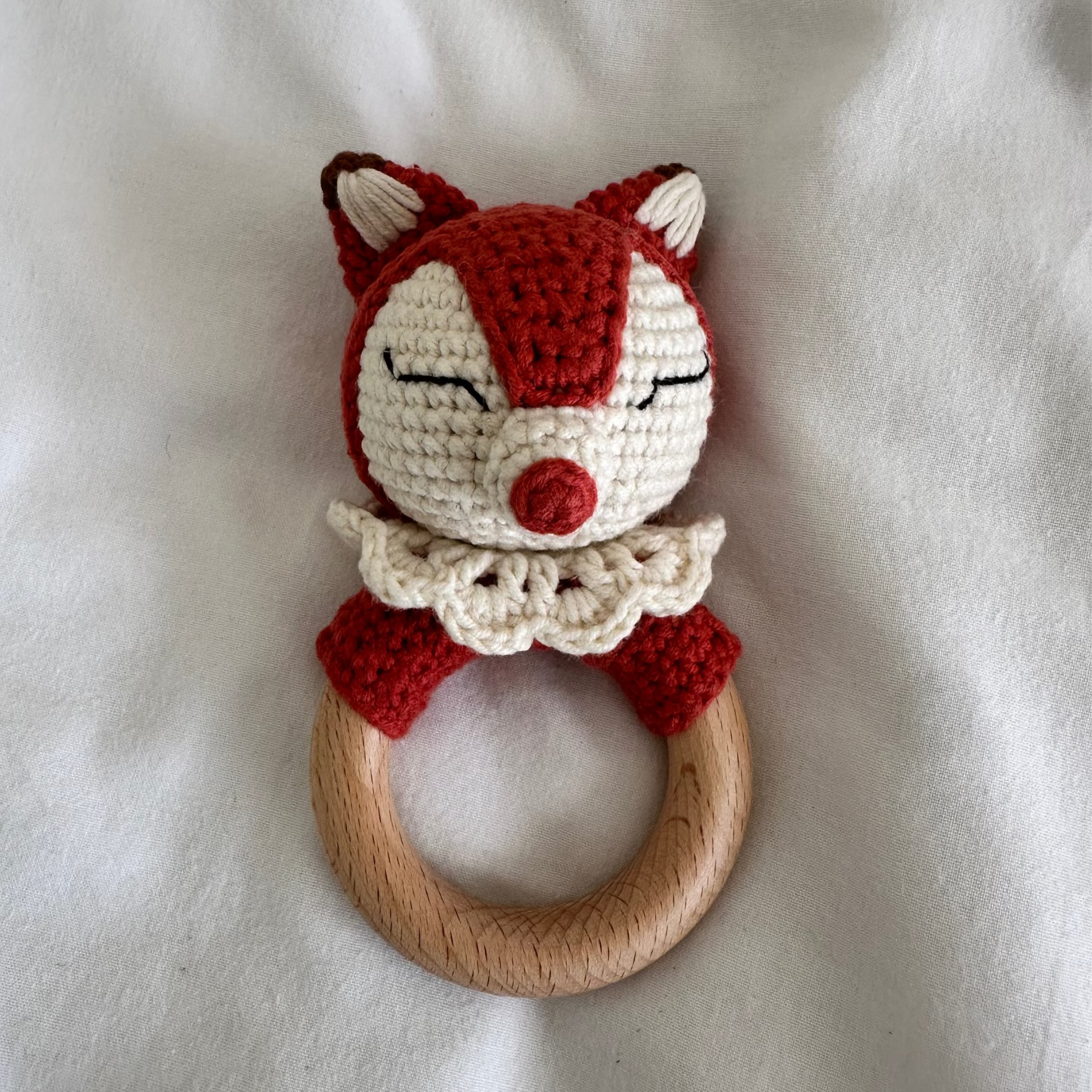 Red Fox Cotton Rattle - Sample