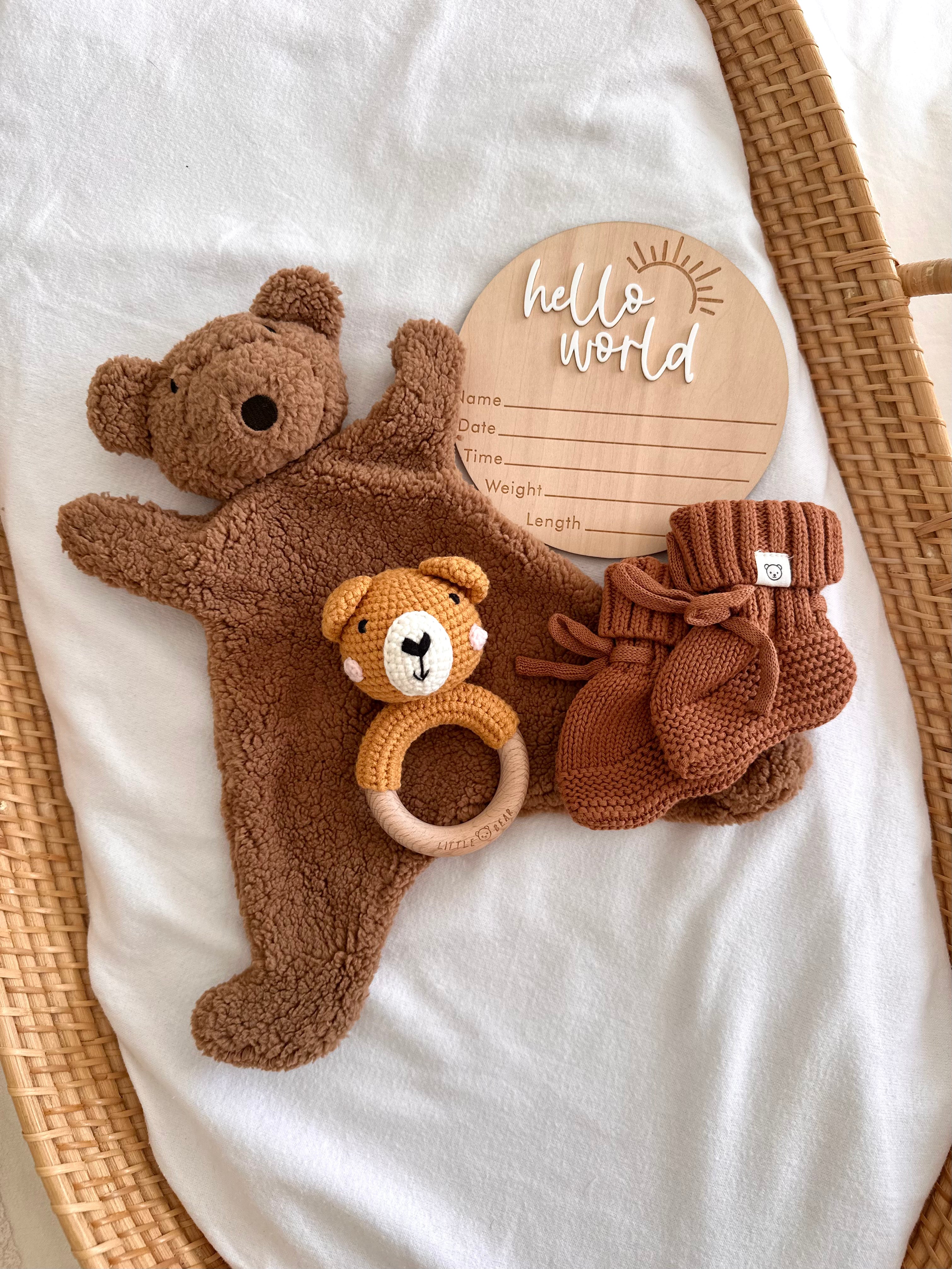 Little Bear's Welcome Box